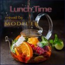 Model\'er - Lunch Time 18 ()